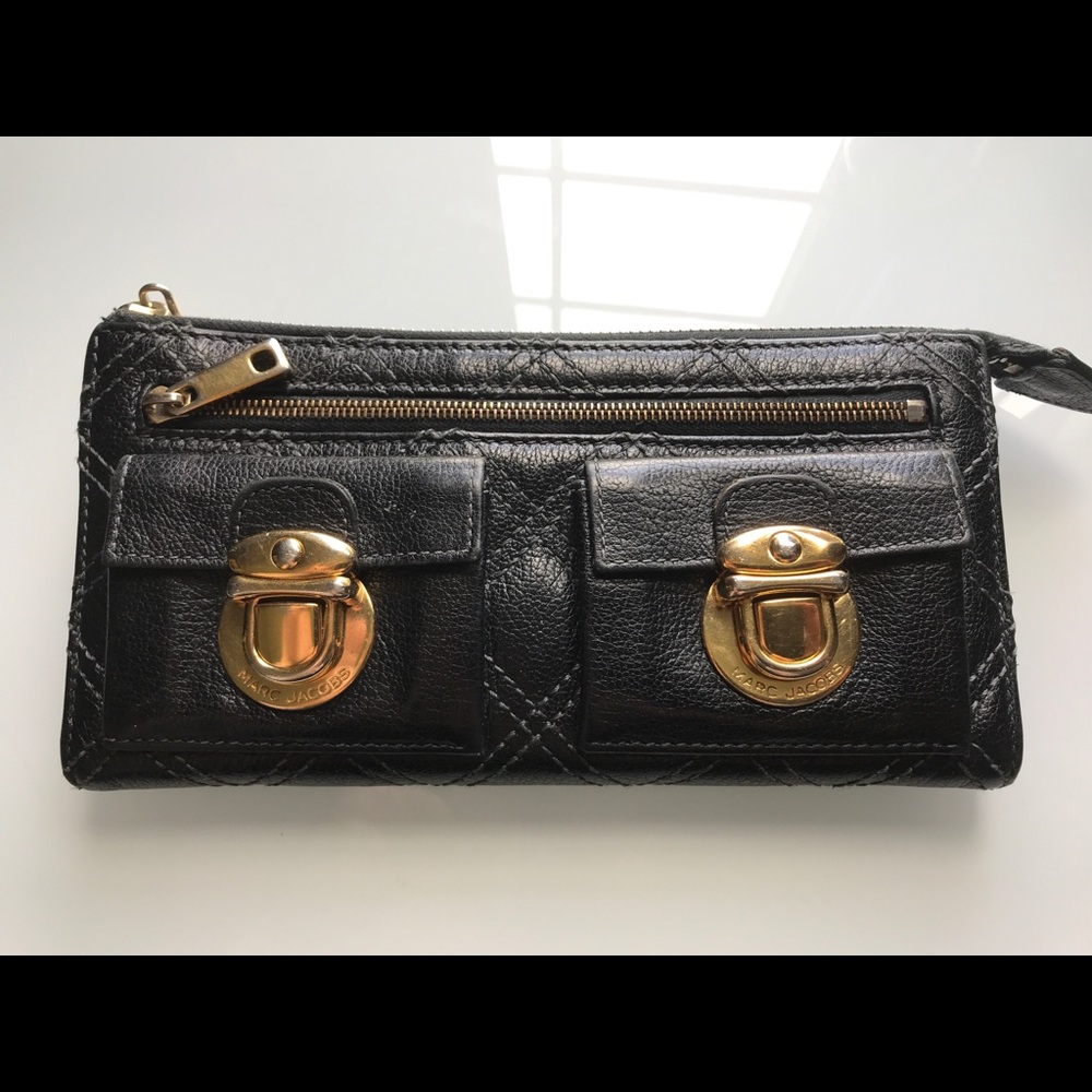 Marc Jacobs Black Leather Clutch Wallet Quilted
